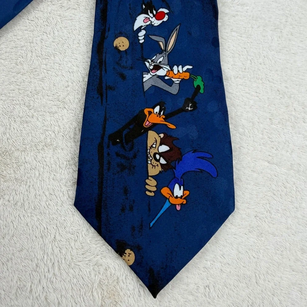 Vintage 1995 Looney Tunes Mania‎ Tie Bugs Bunny Sylvester Daffy Duck Road Runner